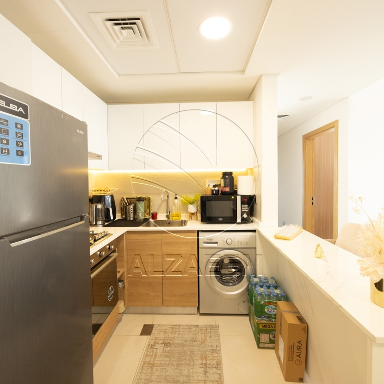 √Furnished | New Building | High Floor | VACANT√