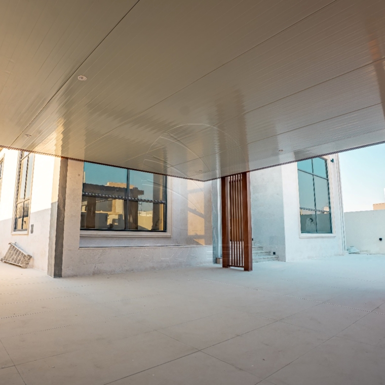 √Single Row l Landscaped l 2Y Maintenance free√