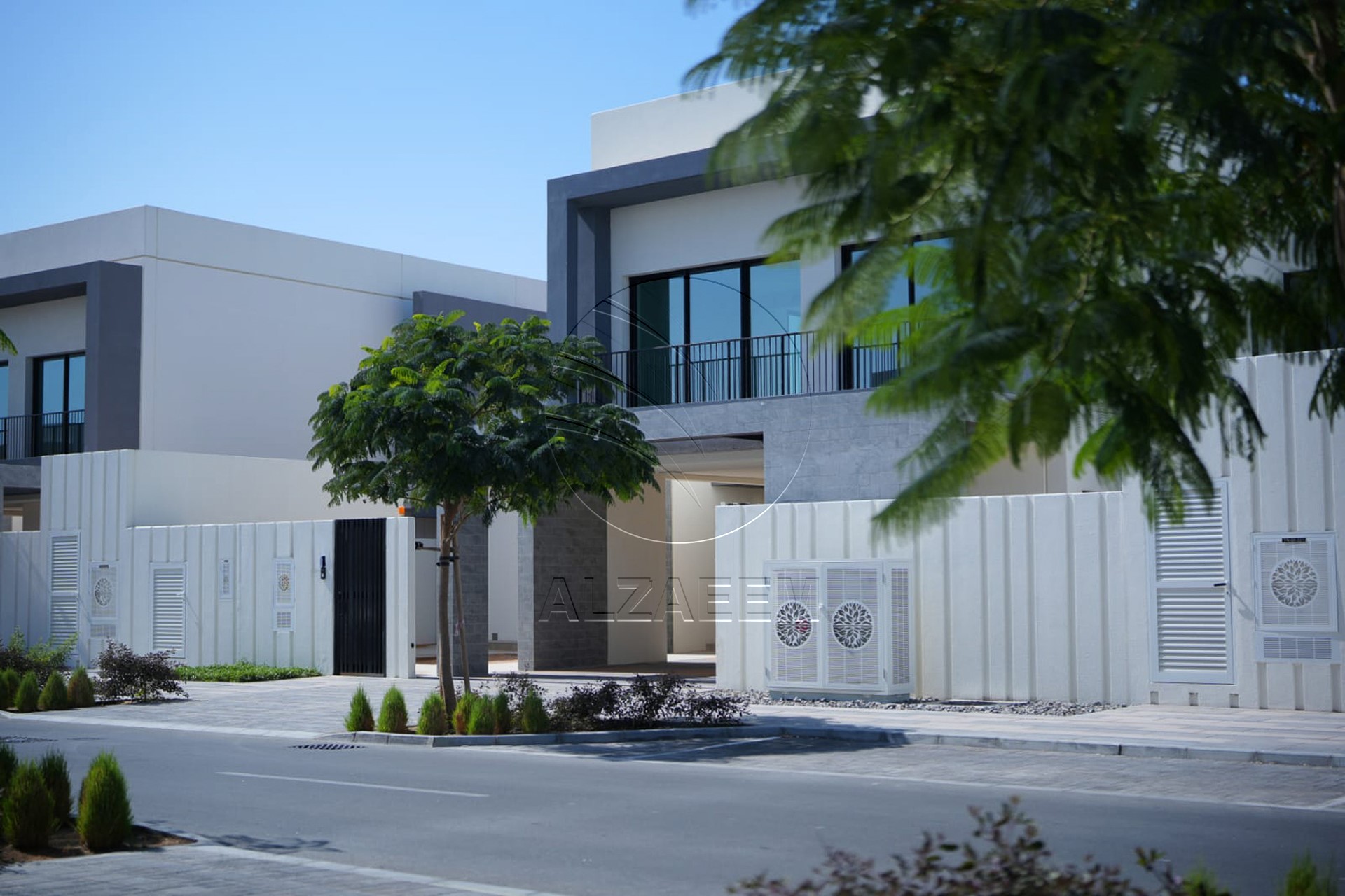 Luxurious Villa with Full Golf Course View