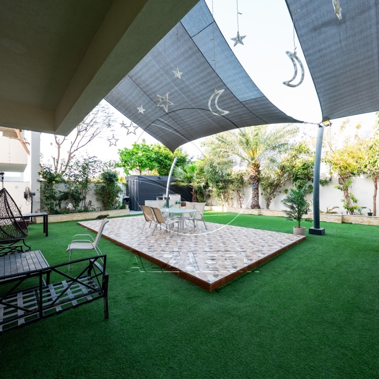 VIP | Upgraded Villa | Corner Single Row | Jacuzzi