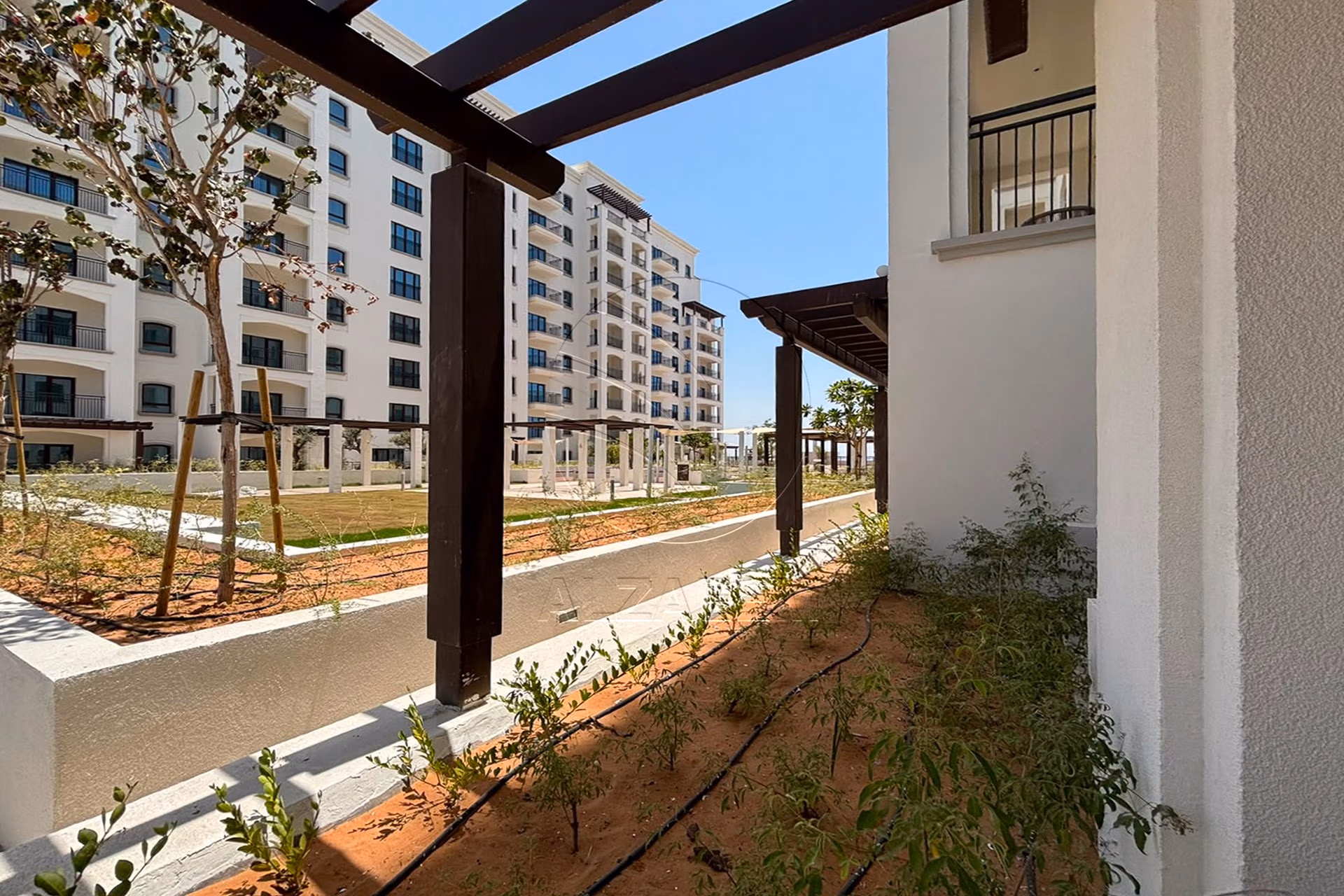 √ Furnished | Upto 4 Payments | Community View √