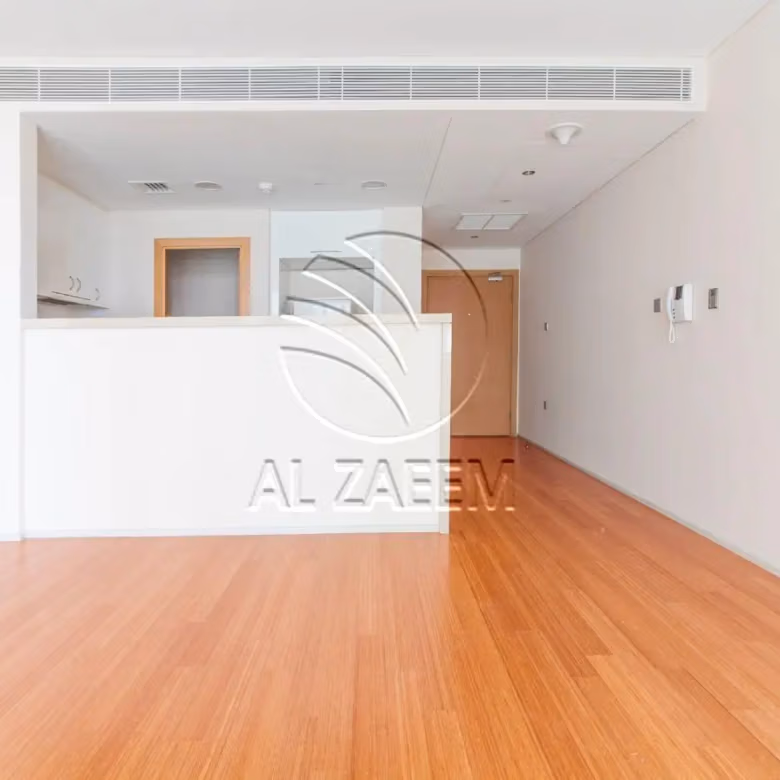 Exclusive and VACANT | 4 Payments | Canal View