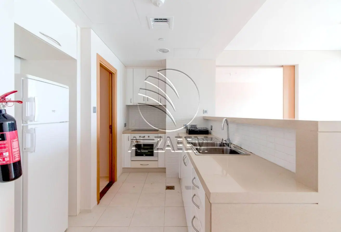 Exclusive and VACANT 4 Payments Canal View (3) Exclusive and VACANT | 4 Payments | Canal View