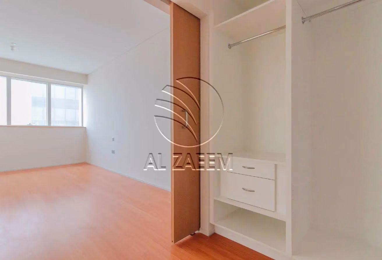 Exclusive and VACANT 4 Payments Canal View (6) Exclusive and VACANT | 4 Payments | Canal View