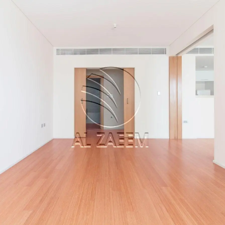 Exclusive and VACANT | 4 Payments | Canal View