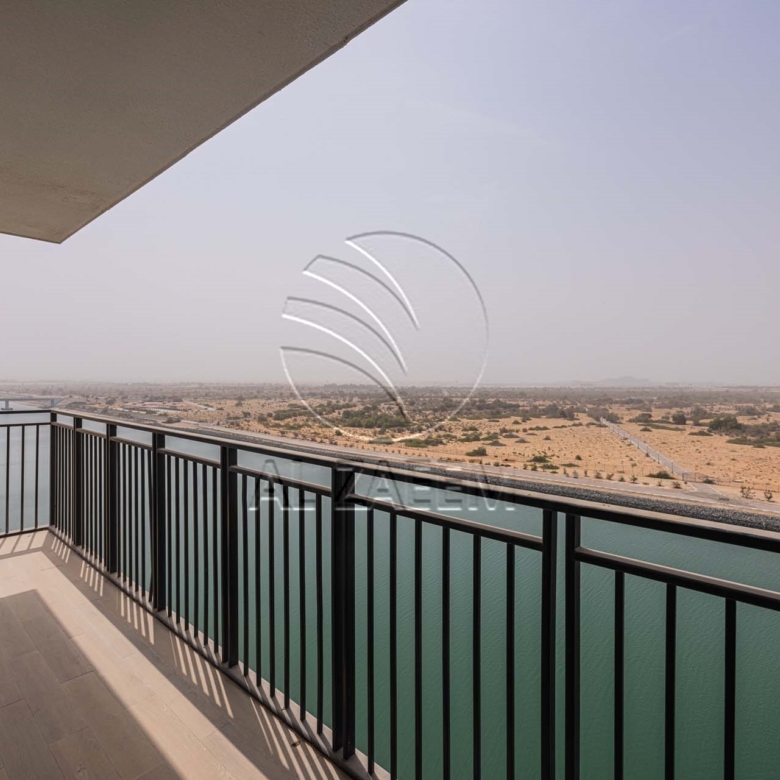 √Full Canal View | Waterfront Living | Top Floor√