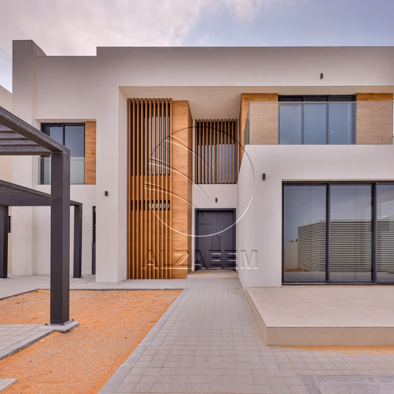 4BR+Maid Single Row Villa | Prime Location
