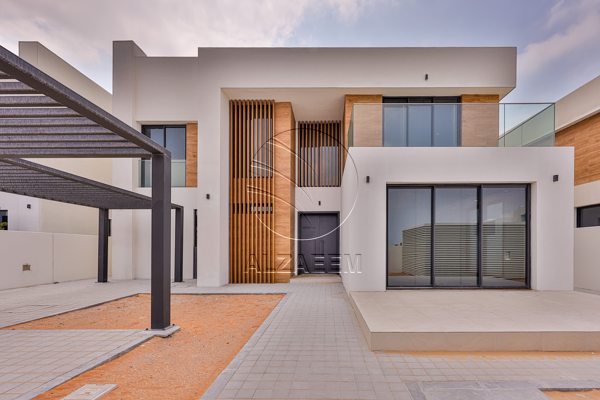 √ 4BR+Maid Single Row Villa | Prime Location √