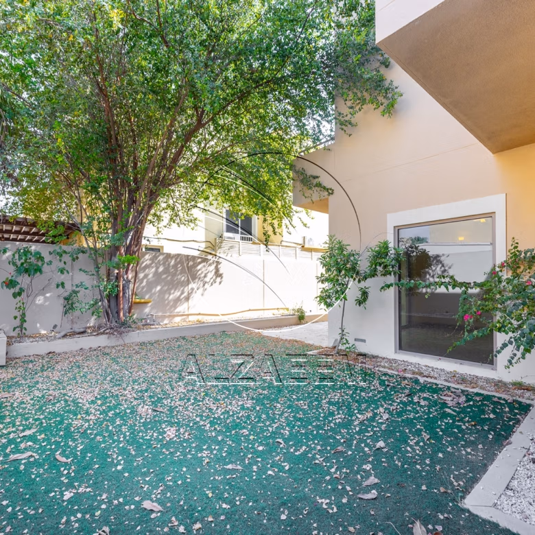 √ Villa Type S | Single Row Corner | VACANT √