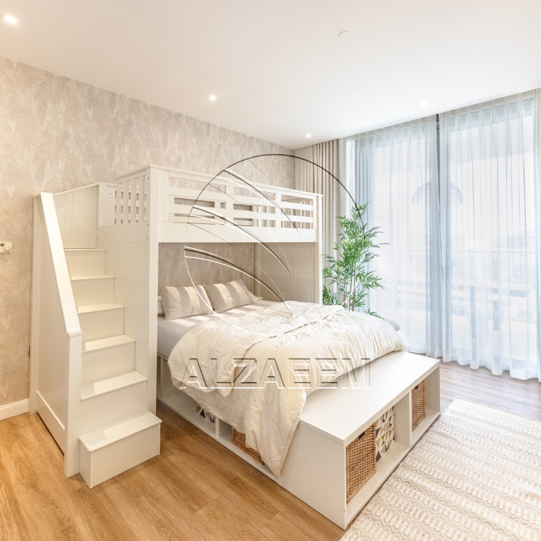 VACANT! 4BR Penthouse | Luxury Living