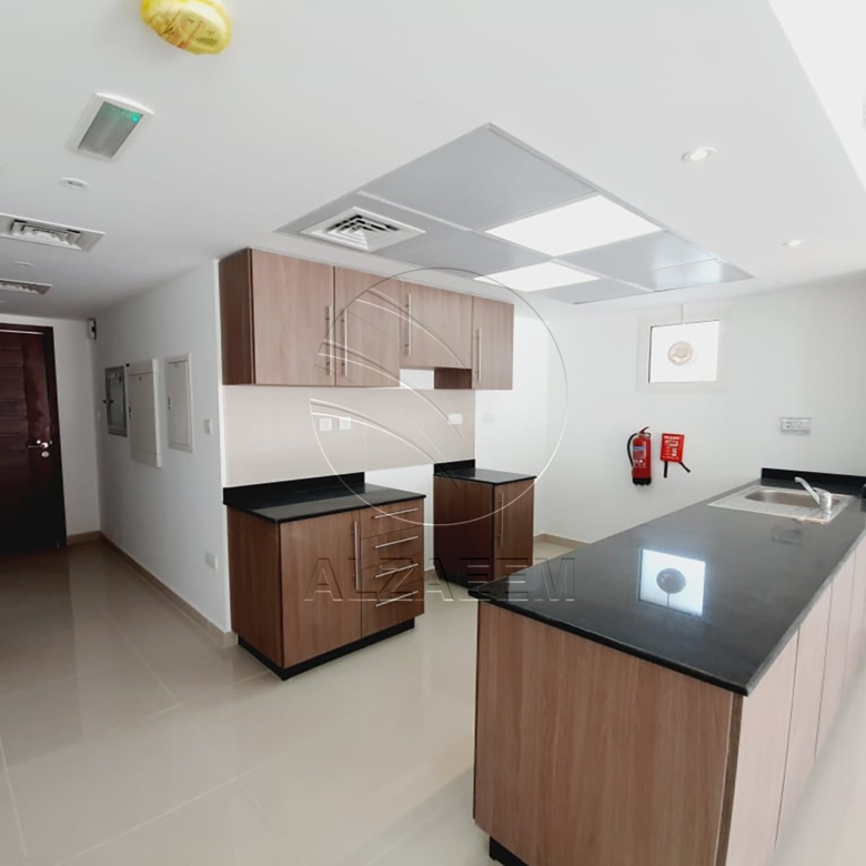 GOOD DEAL! Vacant | 3BR +Maid | Rented with Refund
