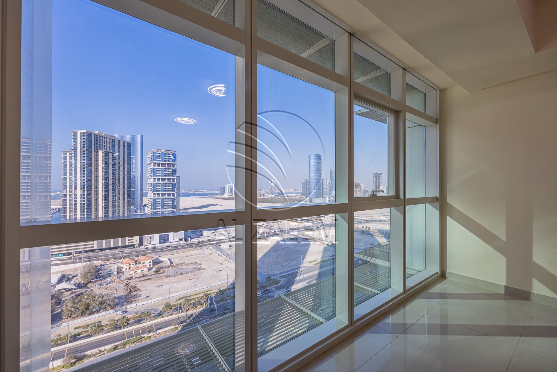 √Fully furnished | High Floor | VACANT√