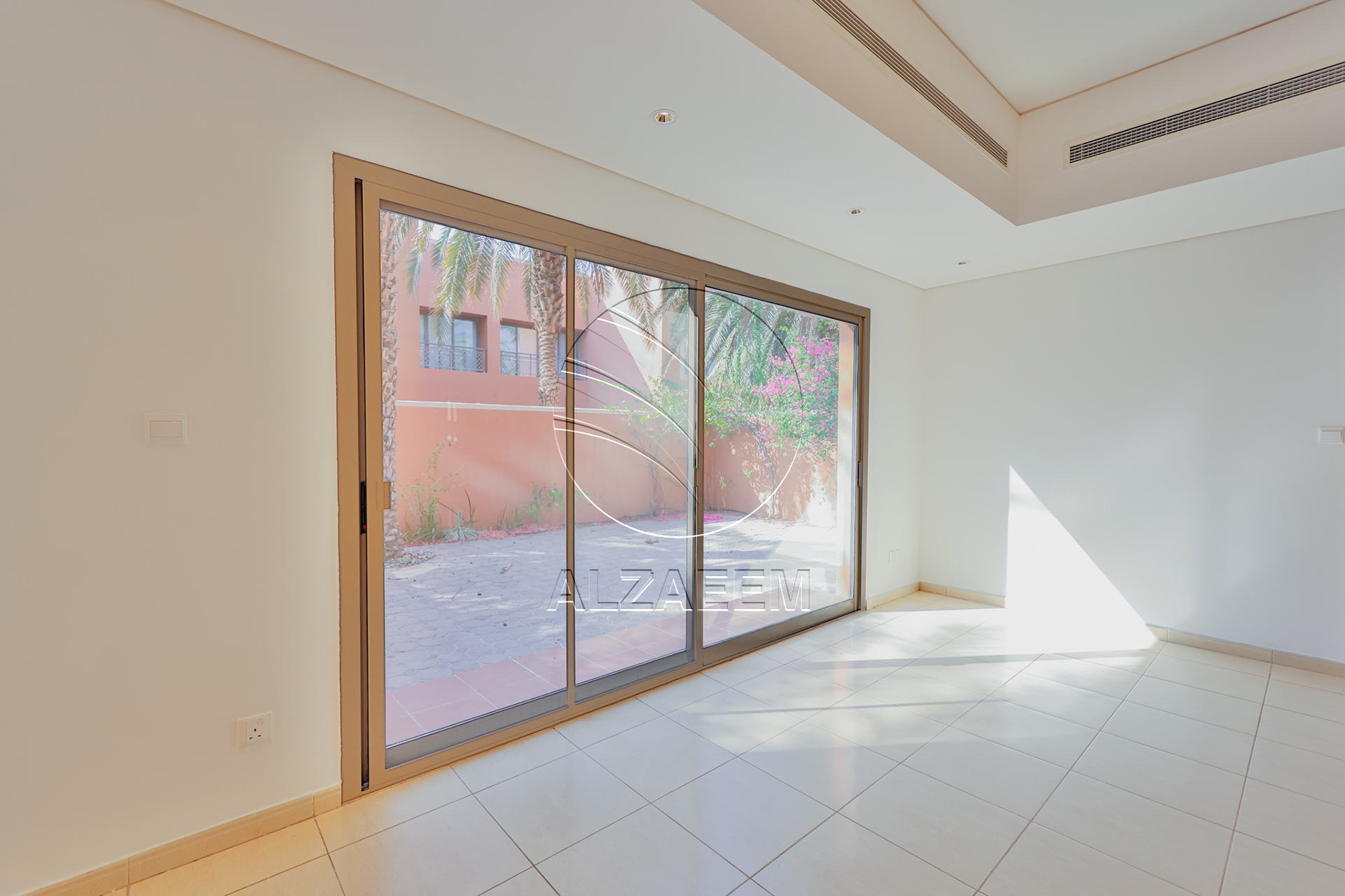√Prime Location | UPCOMING | Private Garden√