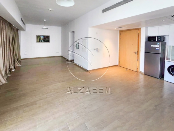 Studio! BIG Balcony ! Higher Level | Huge Layout