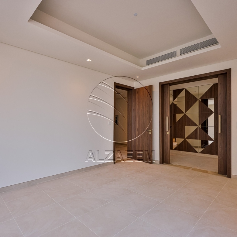 √ 4BR+Maid Single Row Villa | Prime Location √