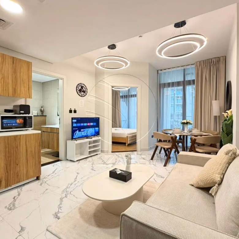 Fully Furnished | 4 Payments | Pool + City Views