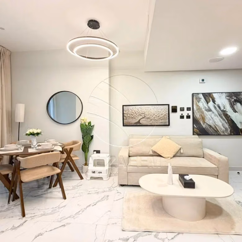 Fully Furnished | 4 Payments | Pool + City Views