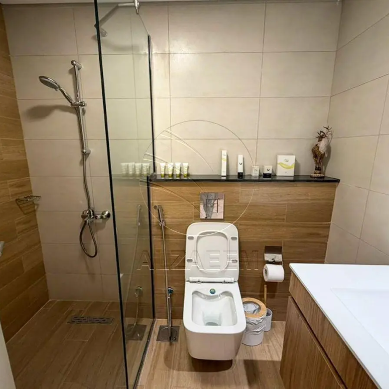Fully Furnished | 4 Payments | Pool + City Views