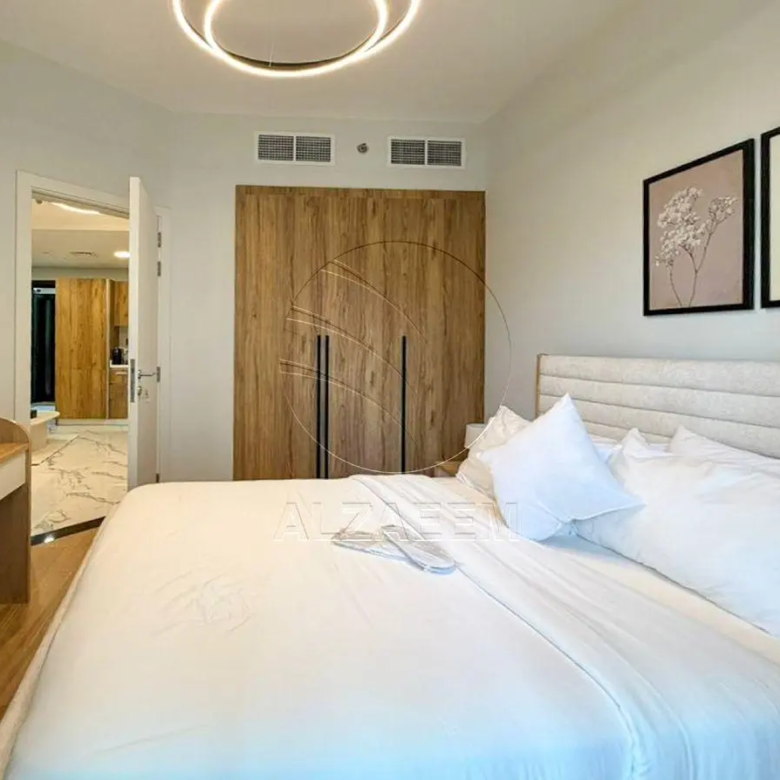 Fully Furnished | 4 Payments | Pool + City Views