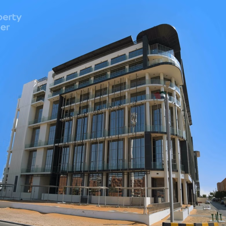 Furnished | Community View | High Level | Parking