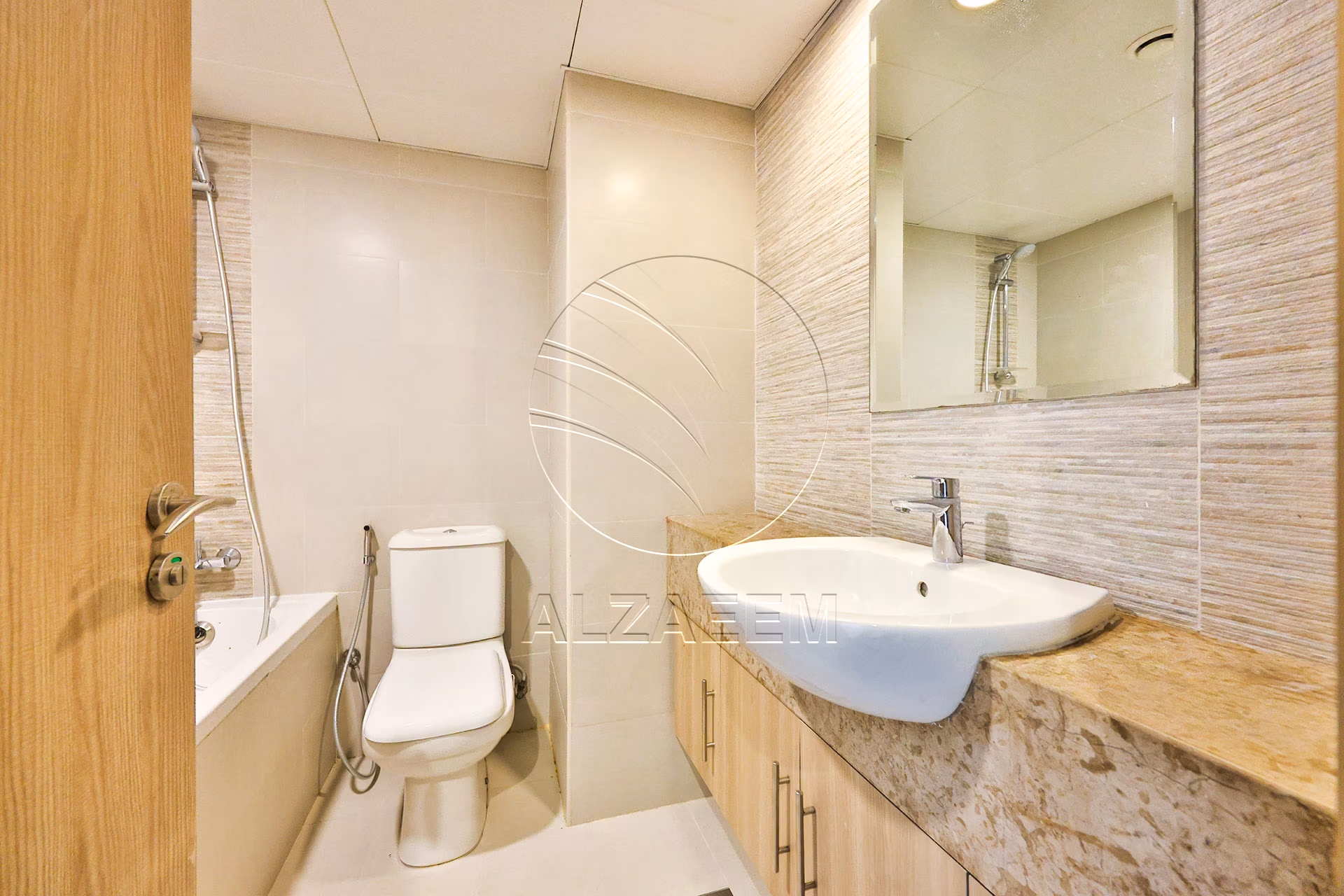 HOT DEAL! Corner Unit – Partial Sea View | Parking