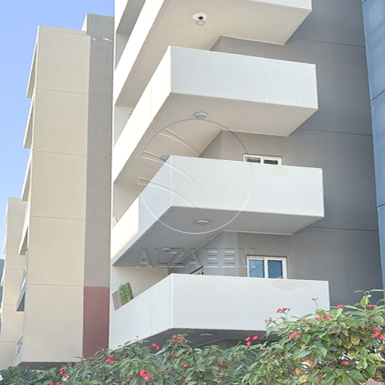 √ Furnished | VACANT | Easy Access to Amenities √