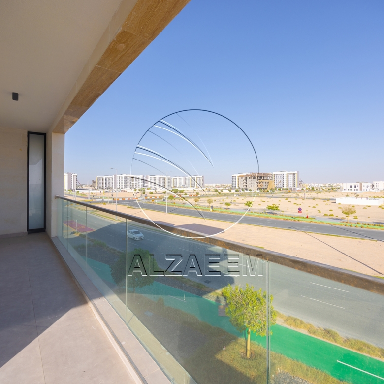 √ Move in Ready | Corner Layout | Prime Location √
