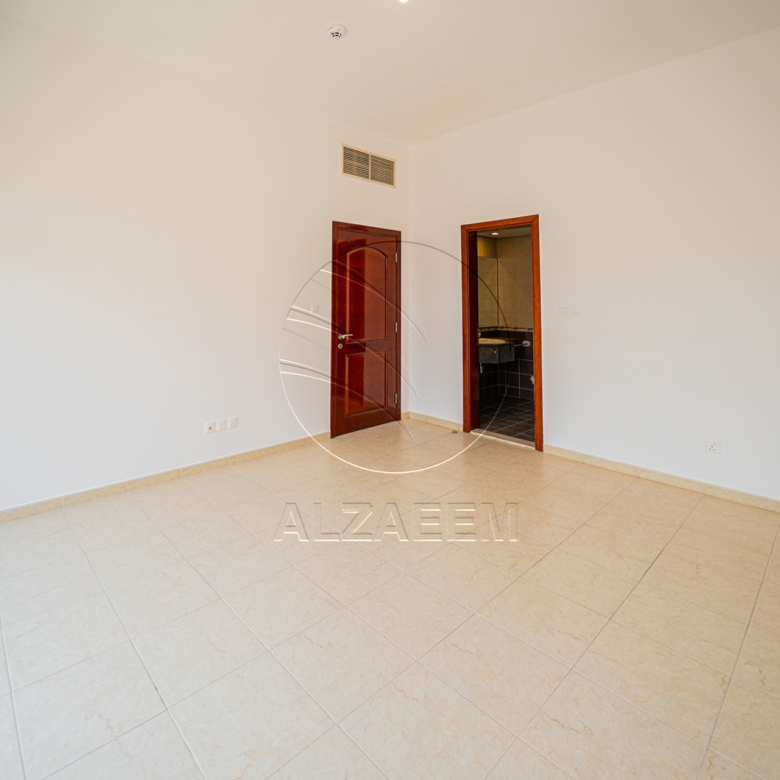 √ Vacant Villa | Premium Living | Price Dropped √