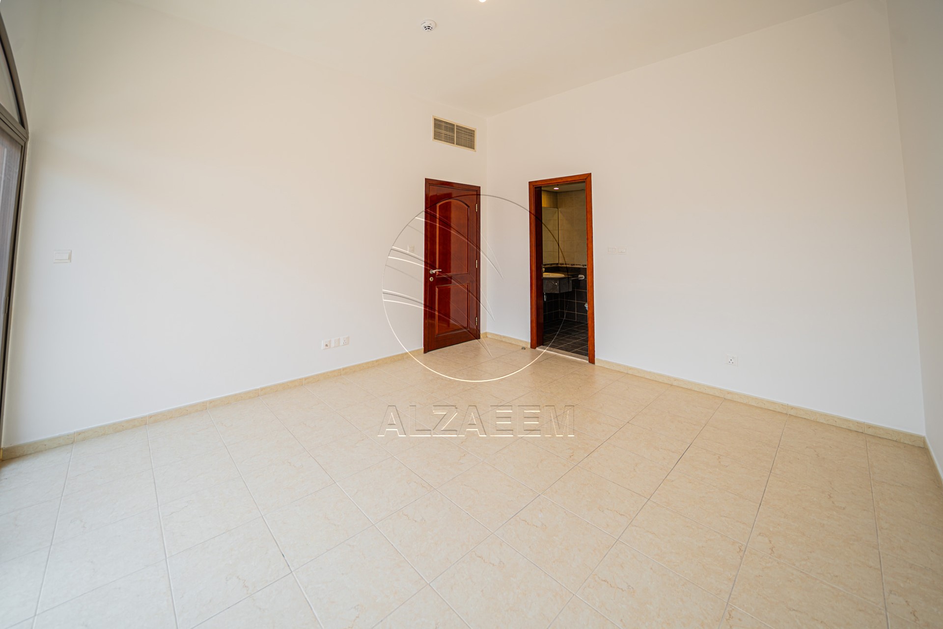 √ Vacant Villa | Premium Living | Price Dropped √