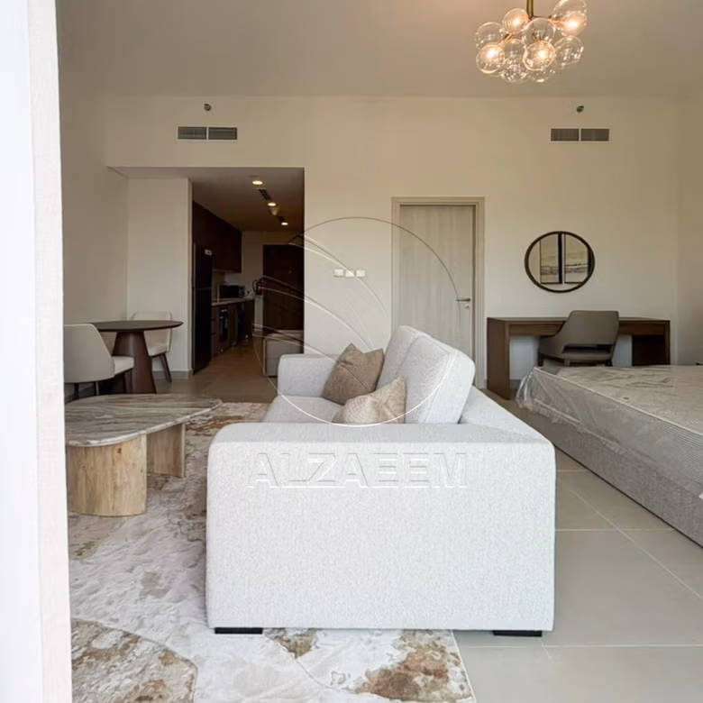 √Fully Furnished | Up to 12 Cheques | Mid Level√