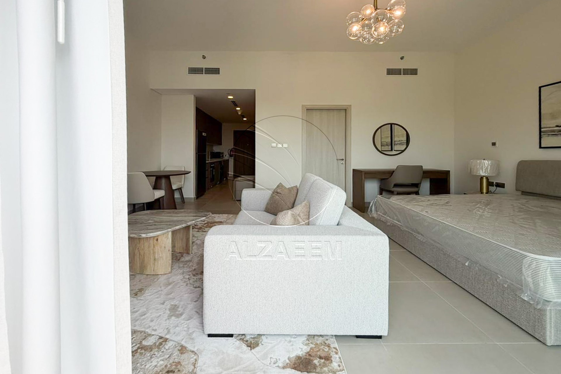 √Fully Furnished | Up to 12 Cheques | Mid Level√