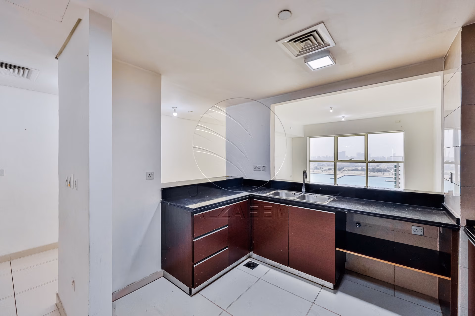 Move-in Ready | Higher Level | Sea and Urban Views