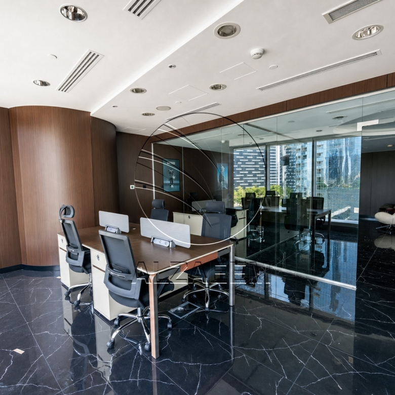 √Fully Fitted Office | Mid Level | 148.09 Sqm√