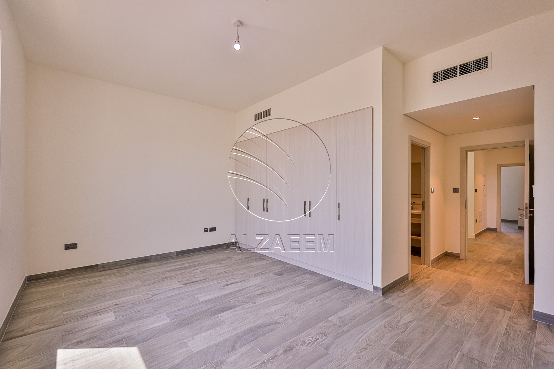 Double Row | Mid Unit | A New Family Home!