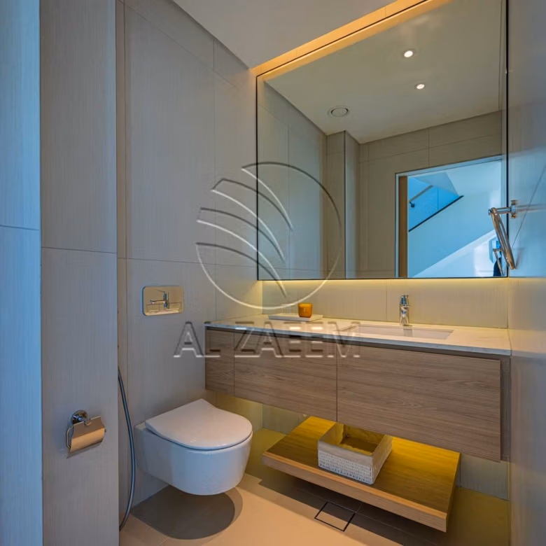 Luxury Living | High Ceiling | Single Row Corner