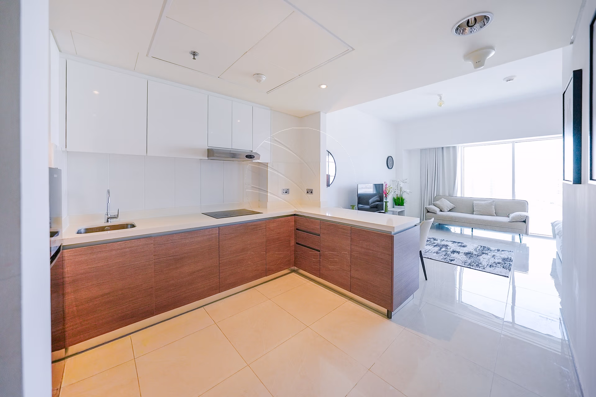 √ EXCLUSIVE + VACANT! Elegantly Furnished Studio √