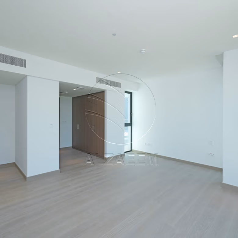 Full Golf Course 4F | Single Row | Move-in Ready