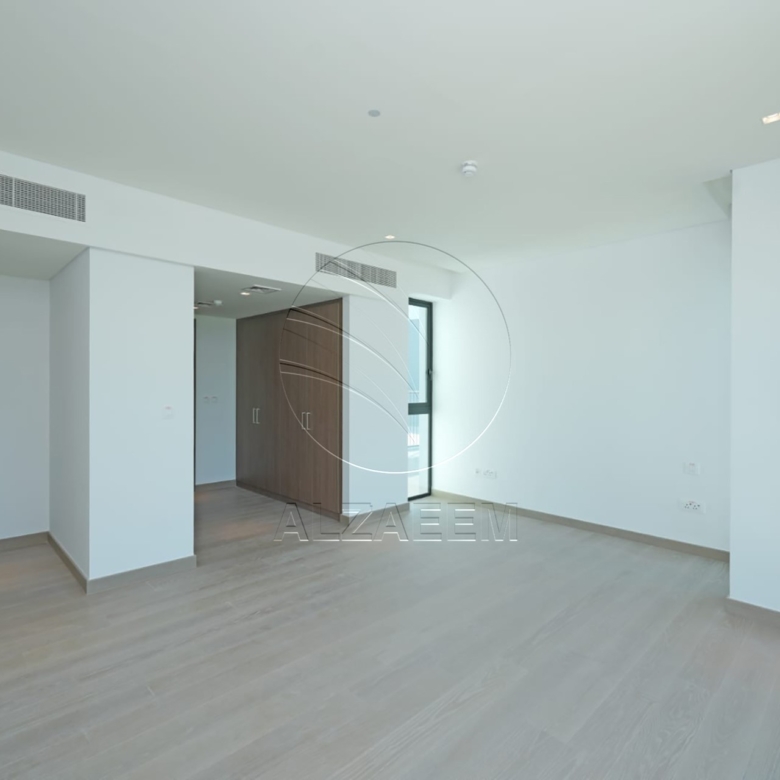 Full Golf Course 4F | Single Row | Move-in Ready