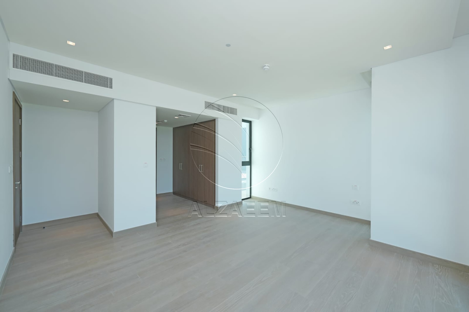Full Golf Course 4F | Single Row | Move-in Ready