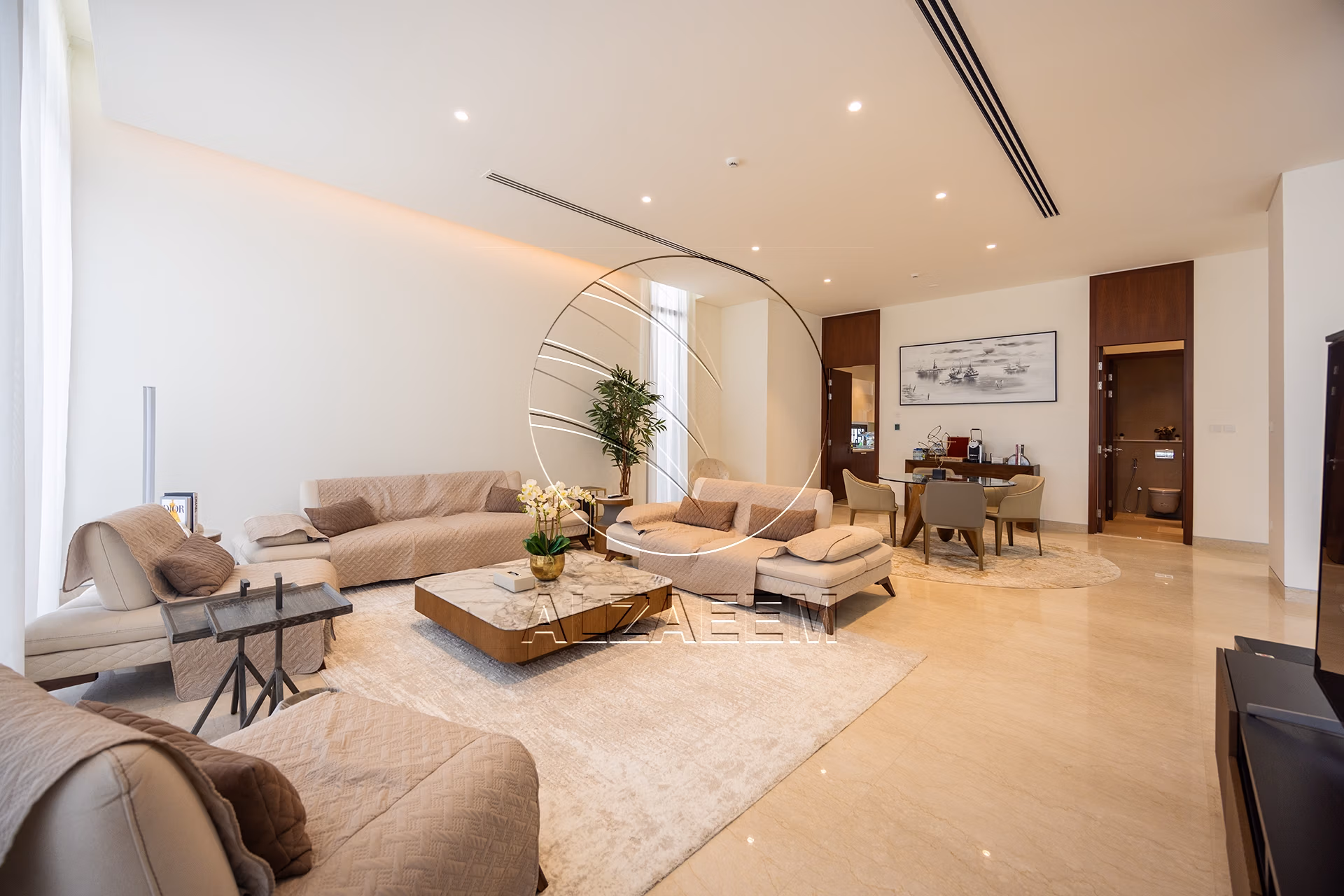 CORNER 5BR Villa with Pool | Landscaped Garden