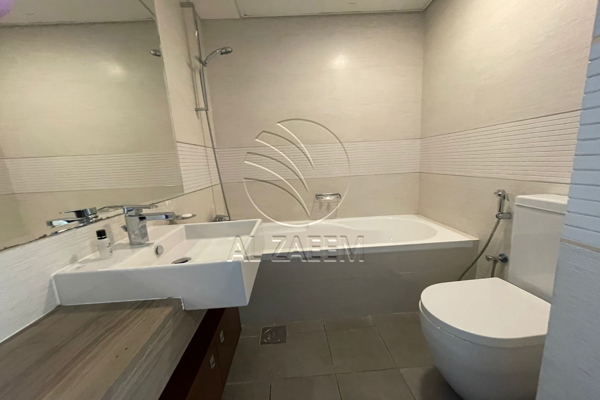 √Prime Location | Urban View | Great Amenties√