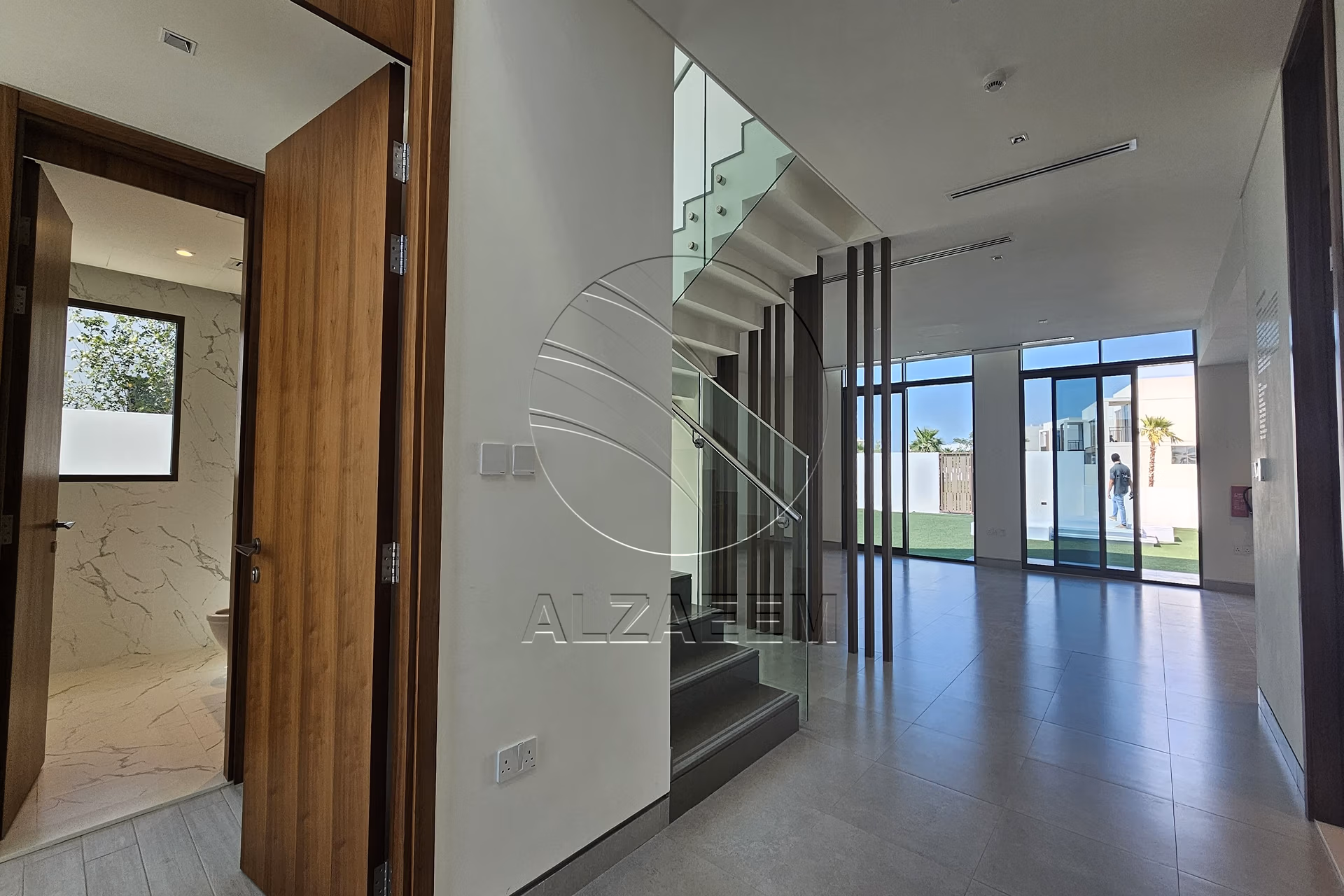 Stunning Location | 4BR+M+D | Vacant Soon!