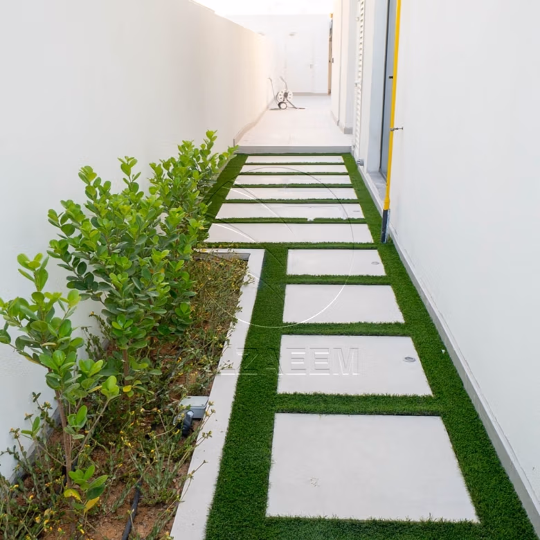 High Quality Upgraded Villa | Single Row | VACANT
