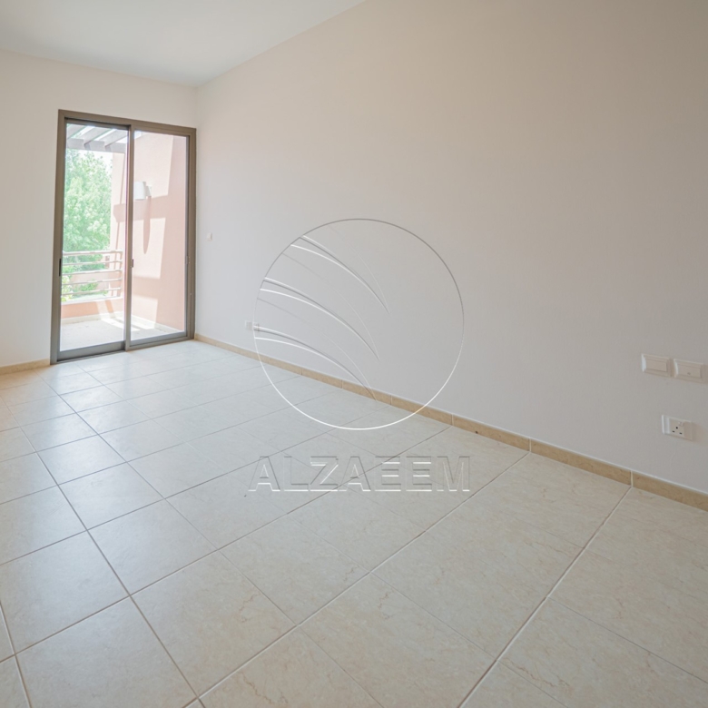 √ Vacant Villa | Premium Living | Price Dropped √