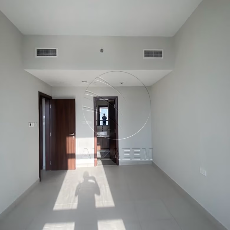 VACANT | High floor | Canal view | 4 payments