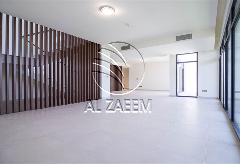 Single Row | Ready to Move | Facing Community Park