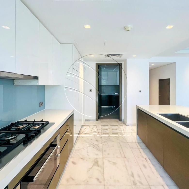 Corner | Single Row | Type 4F | Pool + Golf view