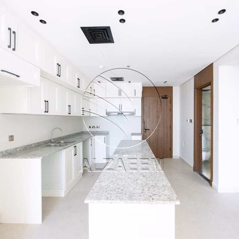 √ Move in Ready | Corner Layout | Prime Location √
