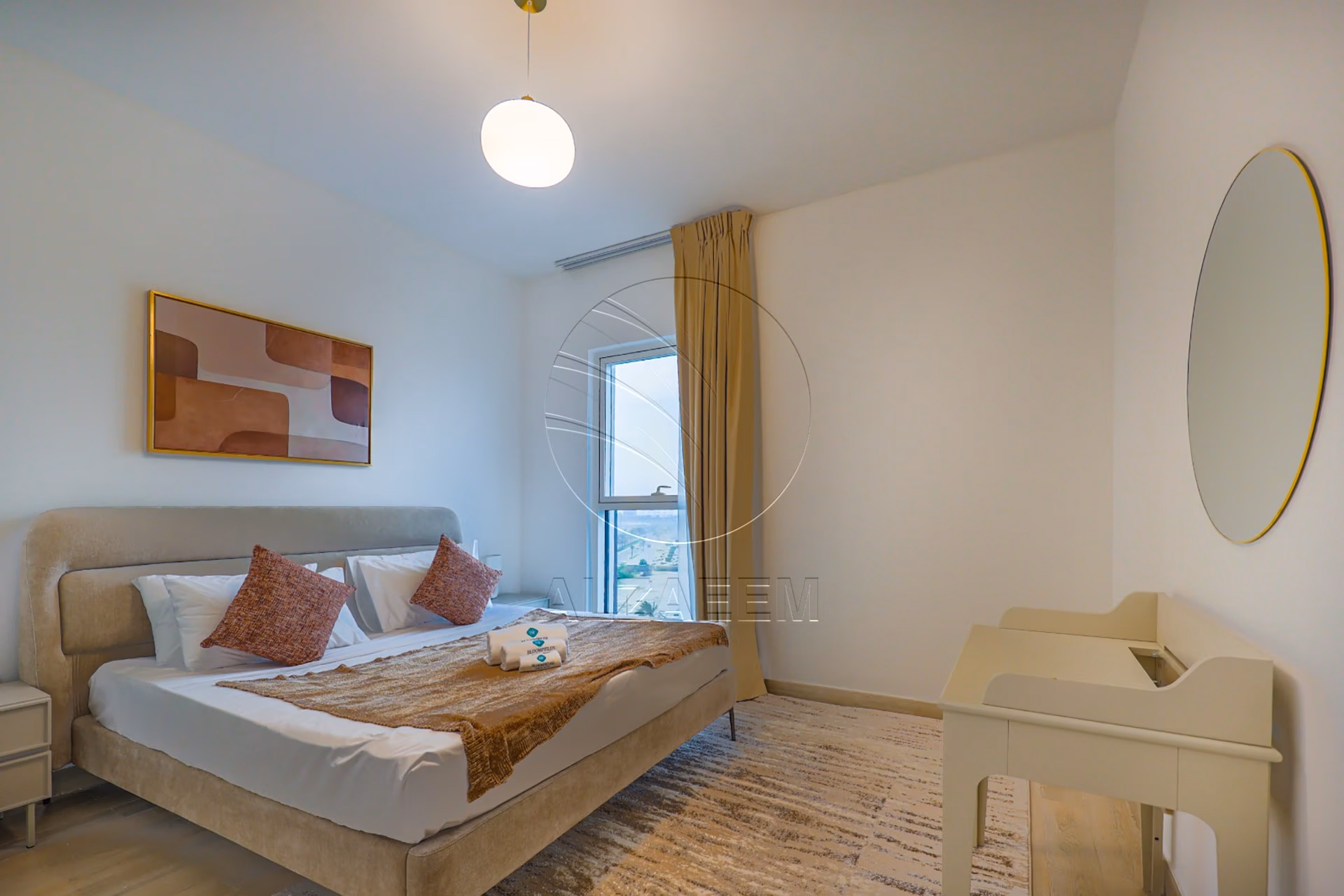 Partial Canal View | Furnished | Up to 3 Payments