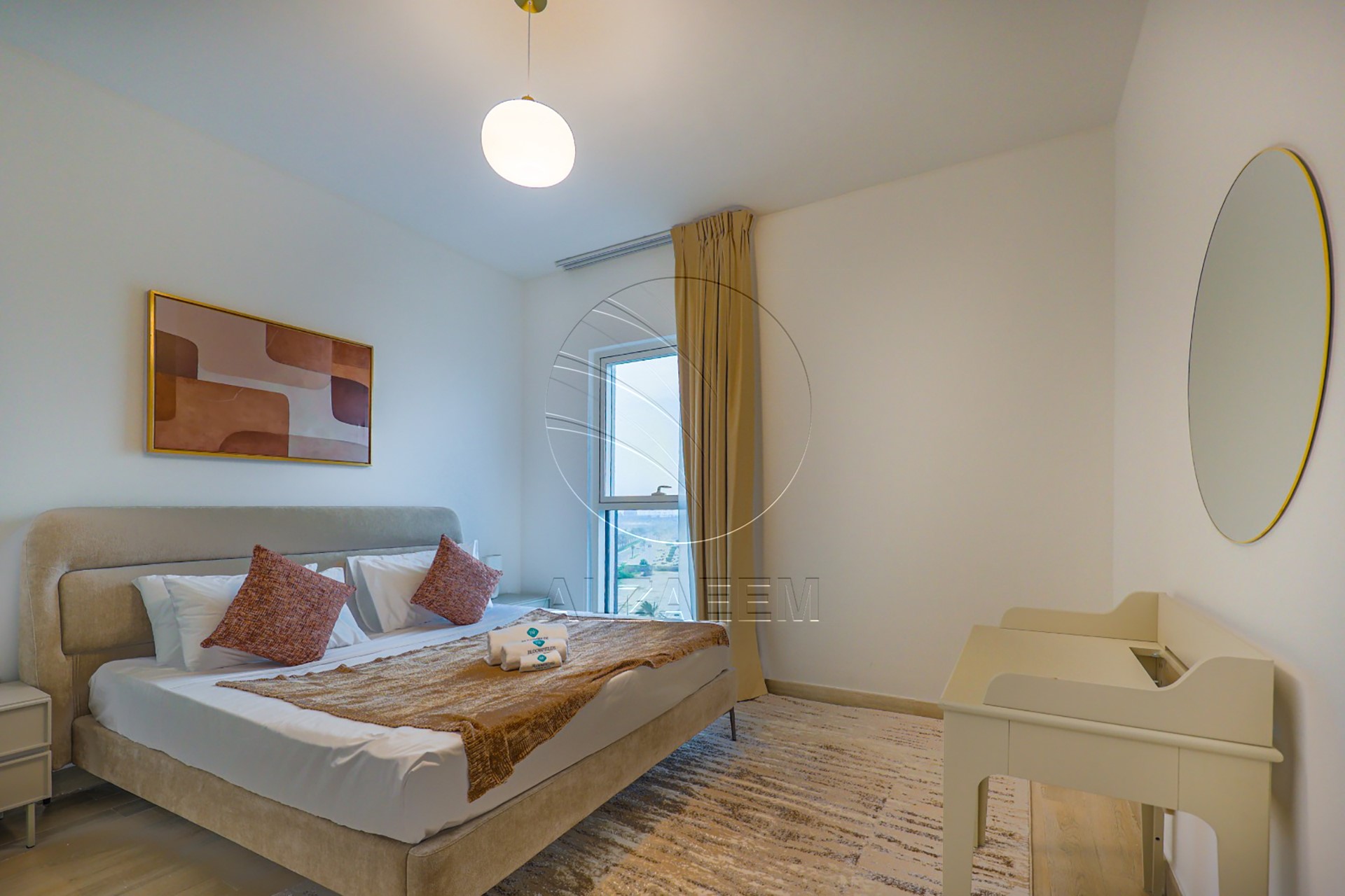 Partial Canal View | Furnished | Up to 3 Payments